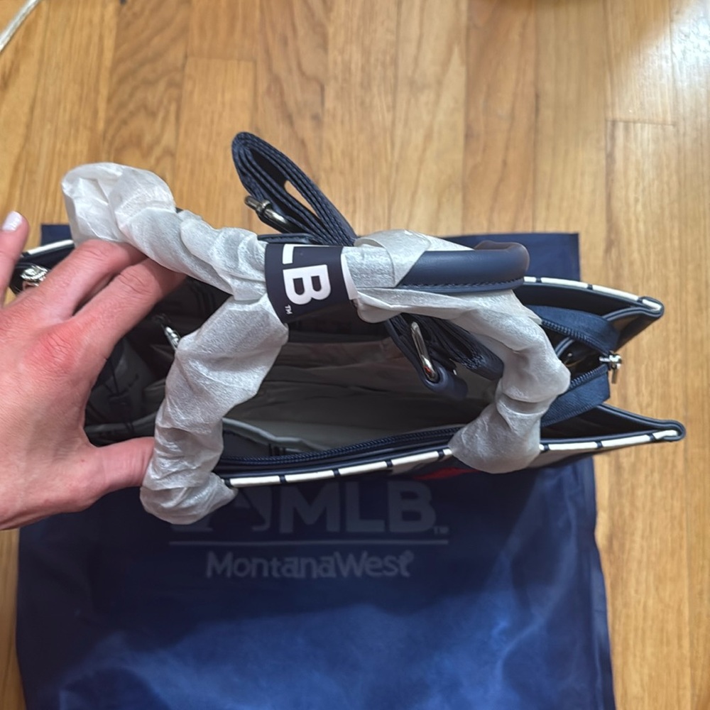 New York Yankees Purse Made of synthetic leather - Picture 2 of 5